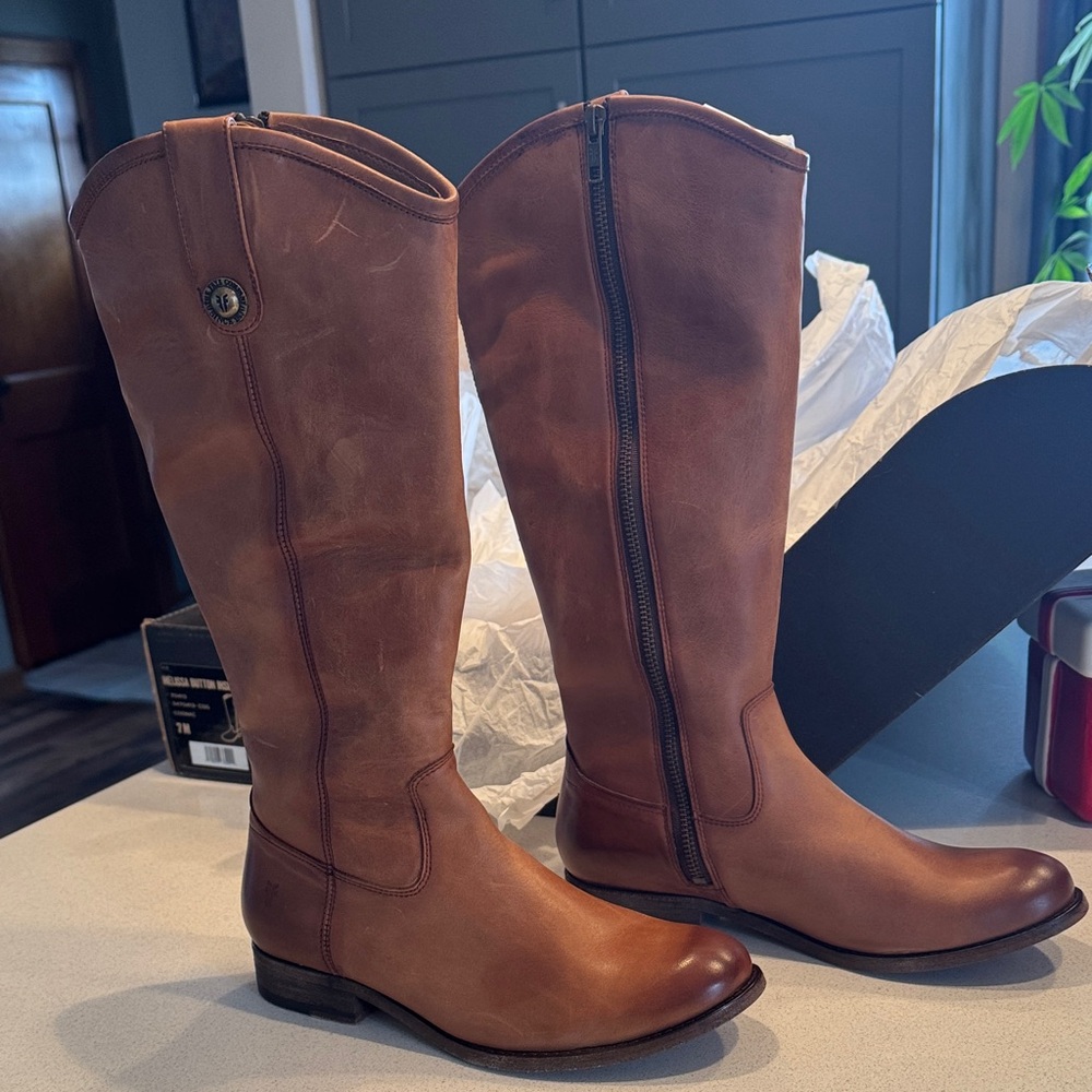 Frye Melissa button inside zip